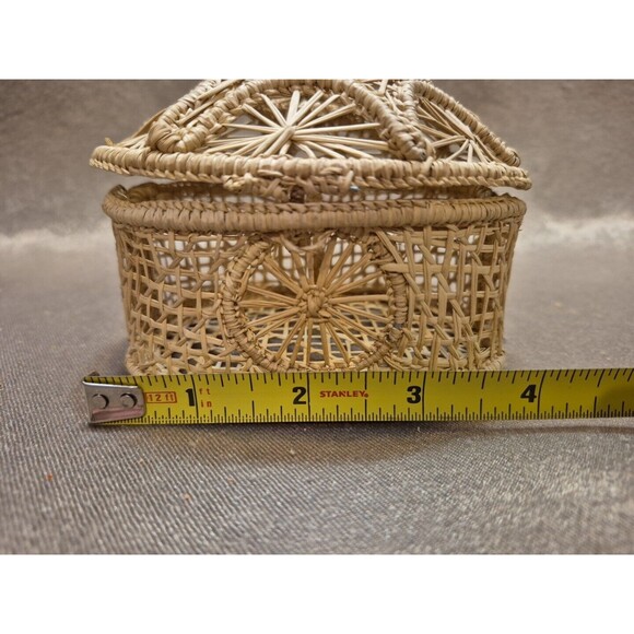 Vintage Folk Art Boho Small Woven Treasure Trinket Box Sweet Grass & Wire - Picture 14 of 16